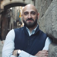 Oscar J Giraldo